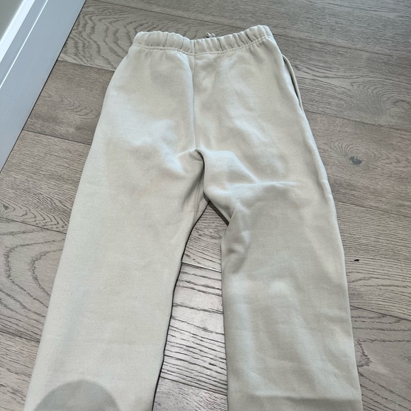 Essentials sweatpants - Picture 4 of 5
